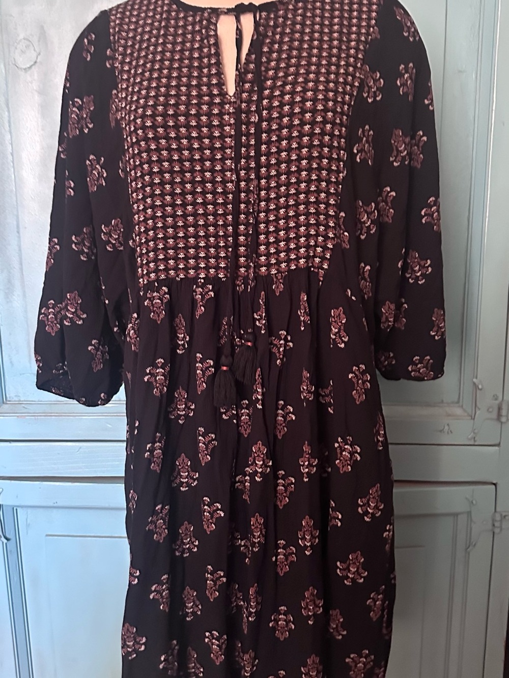 Knox Rose Black Midi Dress with Pink Floral Print